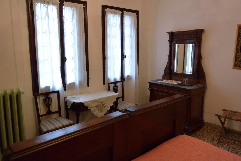 Pensione Seguso Venezia Esterno foto